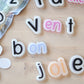 Lettres noires et blanches